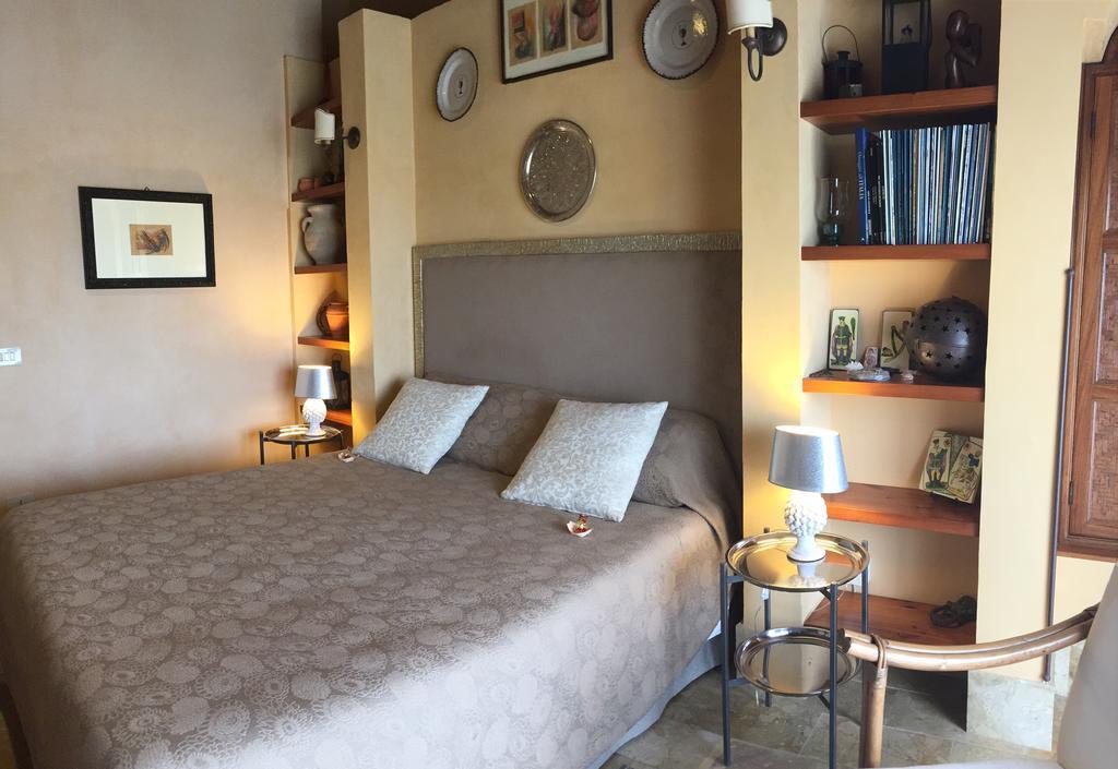 Casale Alma Bed & Breakfast Marsala Eksteriør bilde